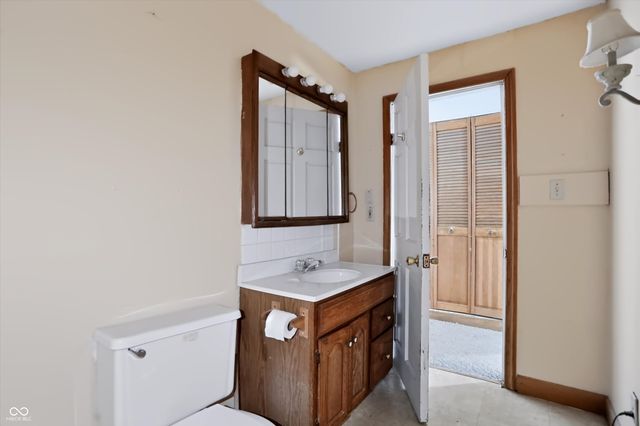 1014 N Harrison Street, Rushville, IN 46173