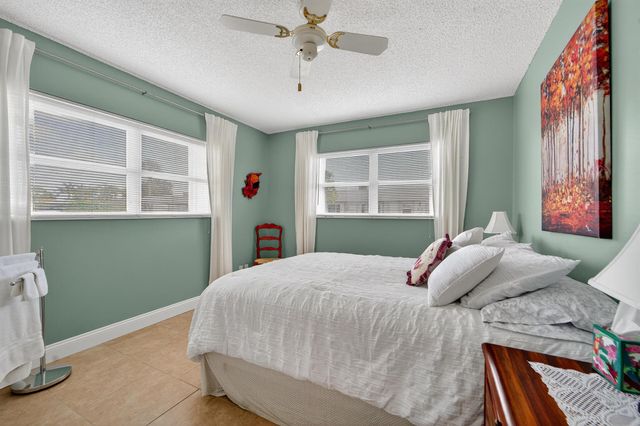 2638 E Gately Drive 83, West Palm Beach, FL 33415