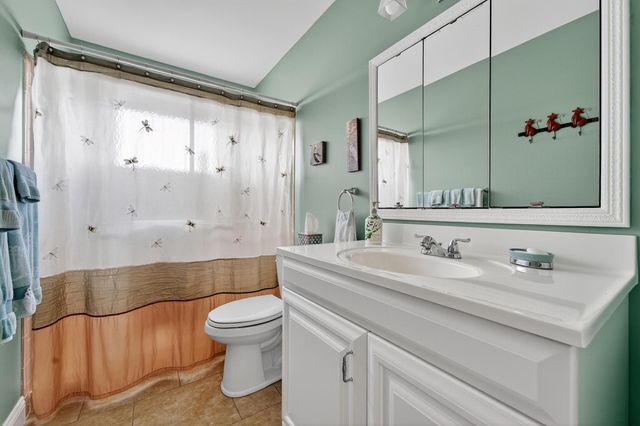 2638 E Gately Drive 83, West Palm Beach, FL 33415