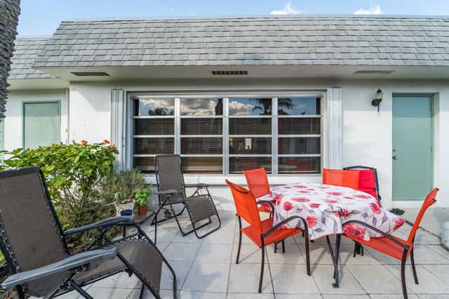 2638 E Gately Drive 83, West Palm Beach, FL 33415