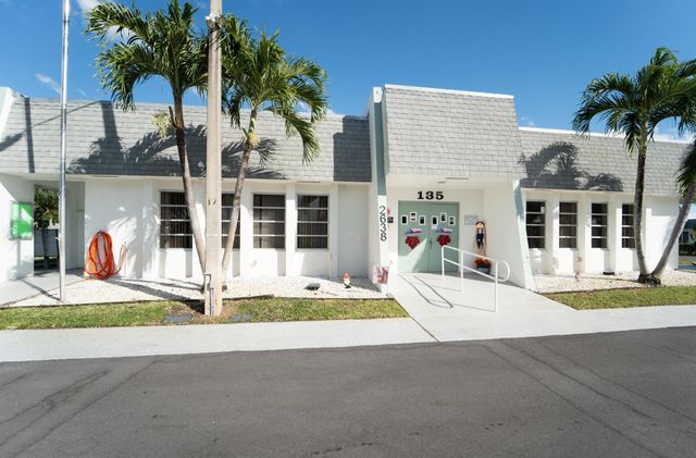 2638 E Gately Drive 83, West Palm Beach, FL 33415