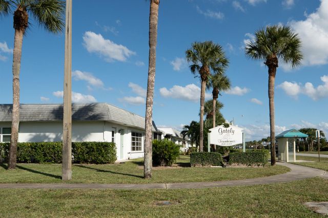 2638 E Gately Drive 83, West Palm Beach, FL 33415