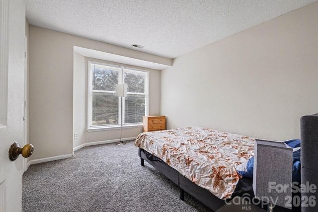 6234 Rosecroft Drive, Charlotte, NC 28215