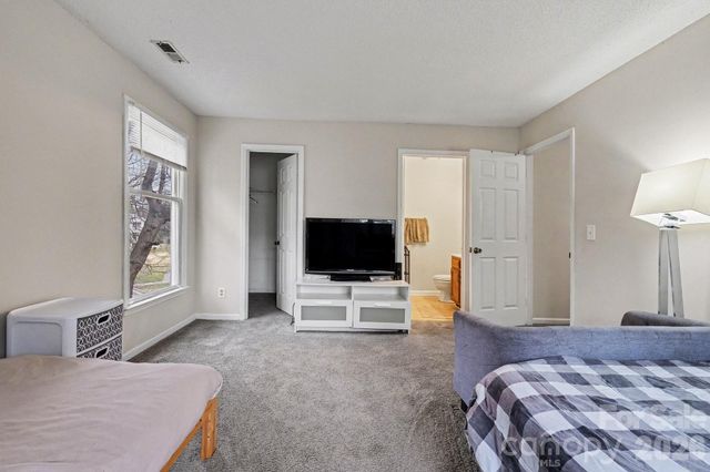 6234 Rosecroft Drive, Charlotte, NC 28215