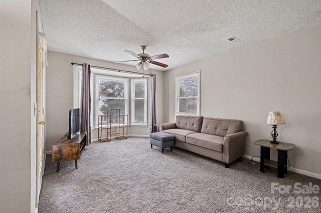 6234 Rosecroft Drive, Charlotte, NC 28215