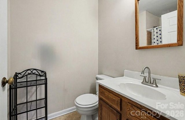 6234 Rosecroft Drive, Charlotte, NC 28215