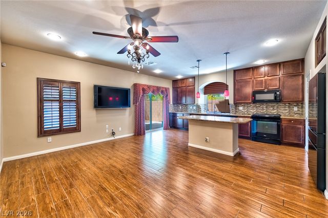 9771 Panther Hollow Street, Las Vegas, NV 89141