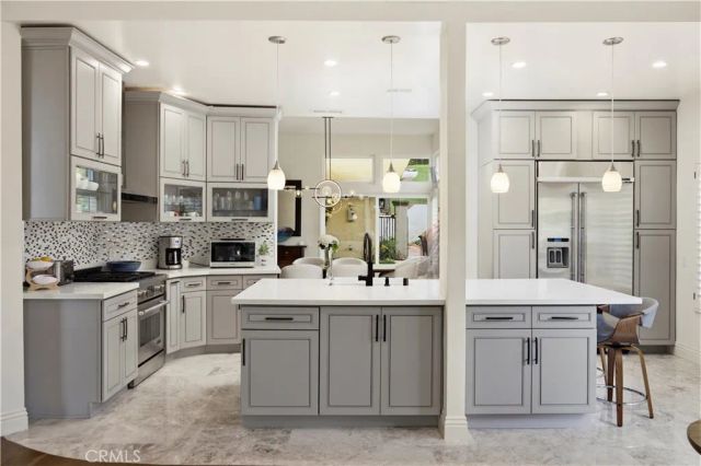 16 Lucerne, Newport Beach, CA 92660