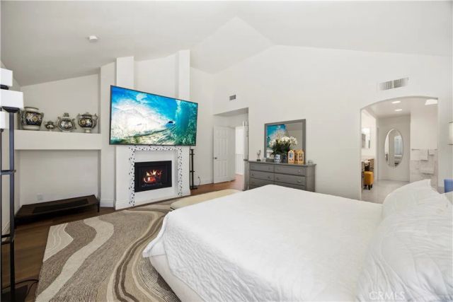 16 Lucerne, Newport Beach, CA 92660