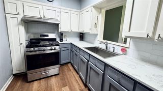 1105 S Main Street, Highlands, TX 77562