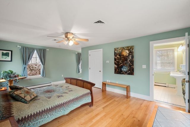 58 Hartford St, Dover, MA 02030