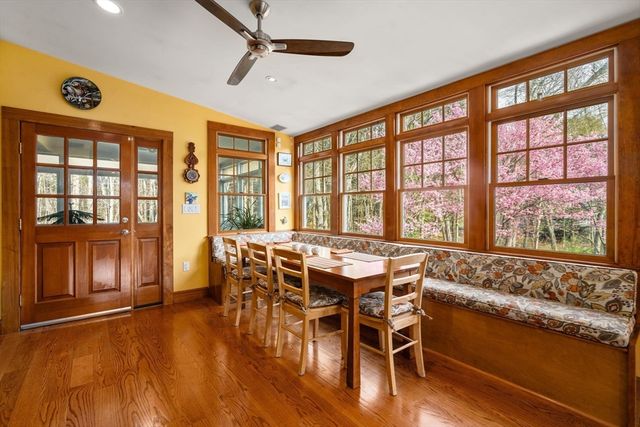 58 Hartford St, Dover, MA 02030