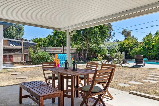 6535 Mary Ellen Avenue, Valley Glen, CA 91401