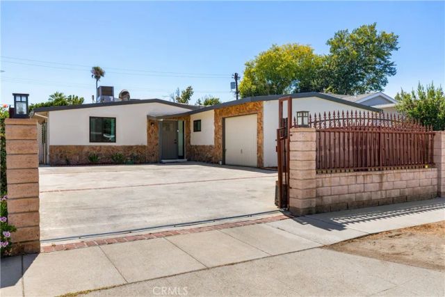 6535 Mary Ellen Avenue, Valley Glen, CA 91401