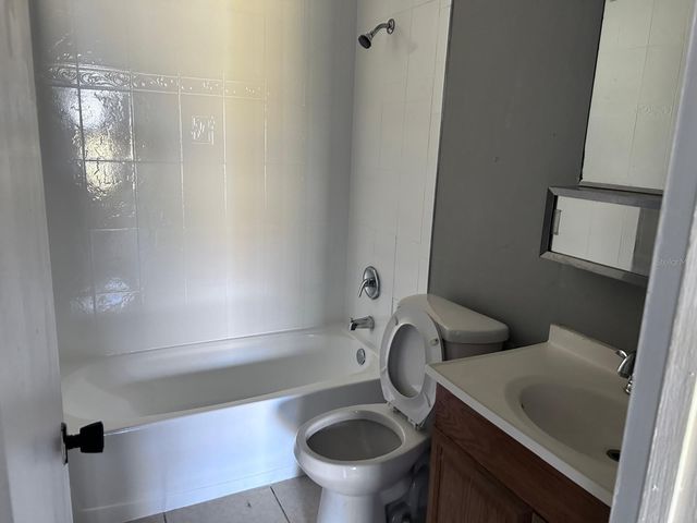 1625 W OAK RIDGE ROAD C, Orlando, FL 32809