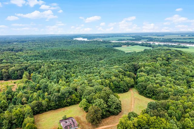 22 HWY, Savannah, TN 38372