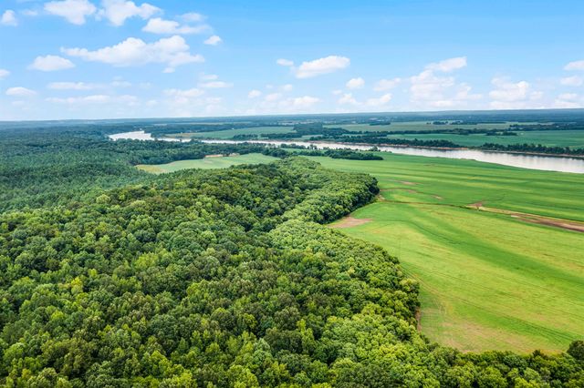 22 HWY, Savannah, TN 38372