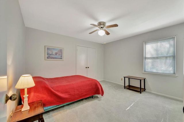 610 Forest Lake Drive, Taylor Lake Village, TX 77586