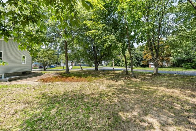 211 Bonnie Brae Dr, West Springfield, MA 01089