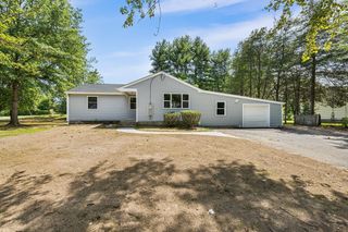 211 Bonnie Brae Dr, West Springfield, MA 01089