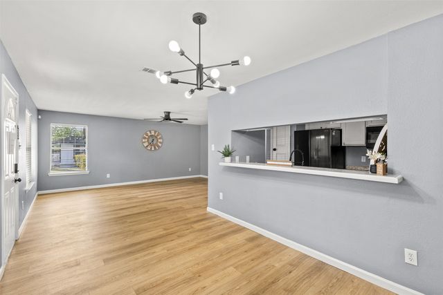 108 Cook Street, Waxahachie, TX 75165