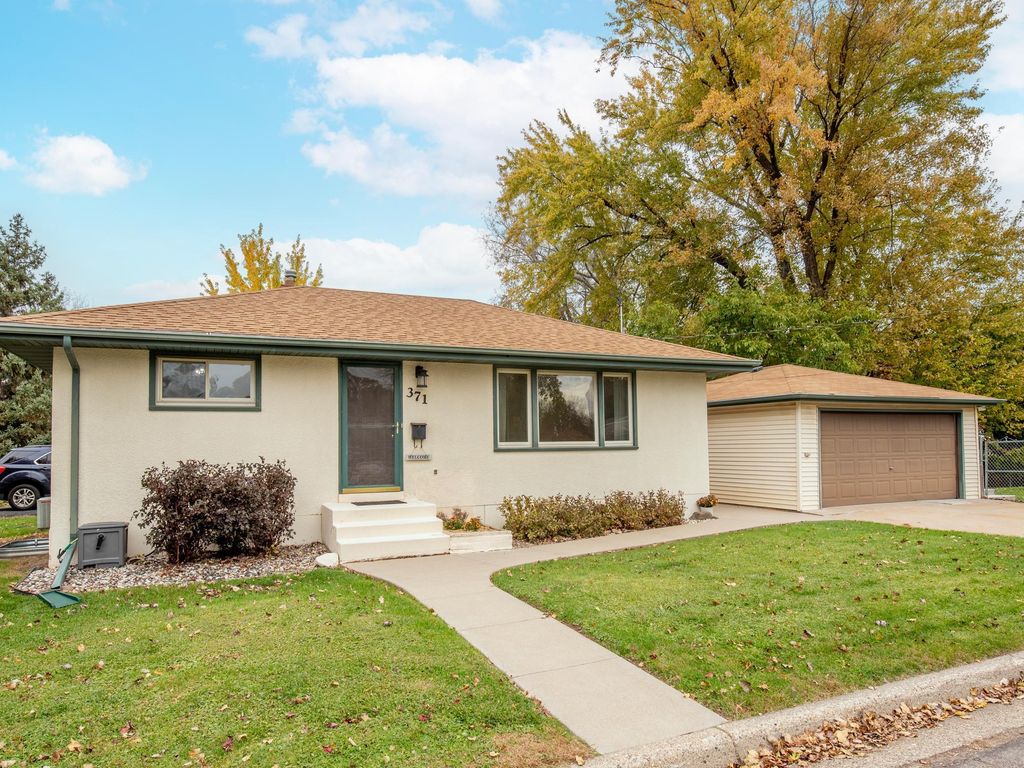 371 Orme Street W, West Saint Paul, MN 55118