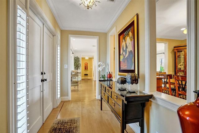 7 Saranac Road, Sea Ranch Lakes, FL 33308