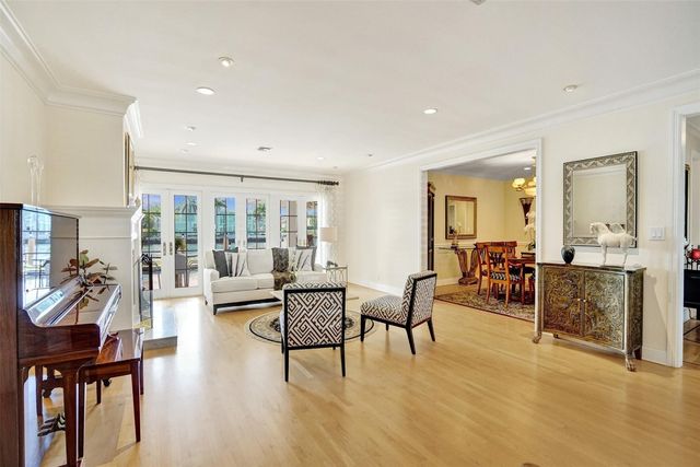 7 Saranac Road, Sea Ranch Lakes, FL 33308