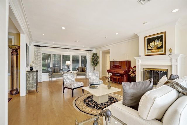 7 Saranac Road, Sea Ranch Lakes, FL 33308