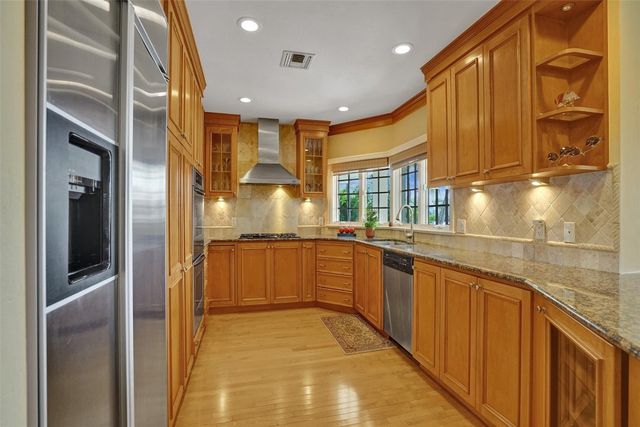 7 Saranac Road, Sea Ranch Lakes, FL 33308