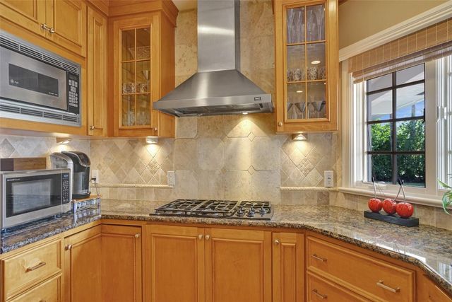 7 Saranac Road, Sea Ranch Lakes, FL 33308