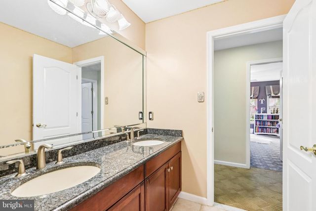 3 TIMBER GREEN CT, Medford, NJ 08055