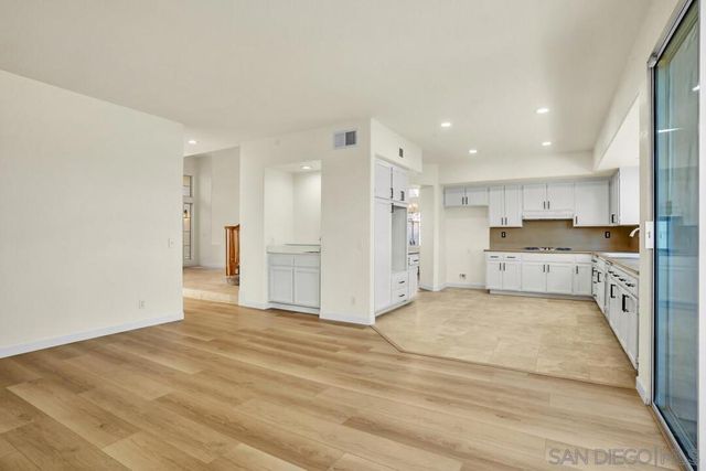 1674 W 11th Ave, Escondido, CA 92029