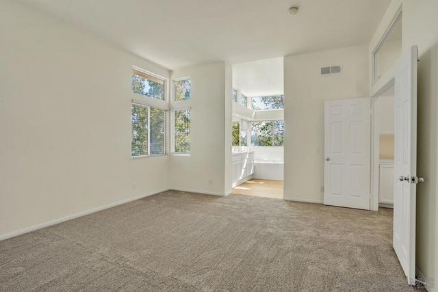 1674 W 11th Ave, Escondido, CA 92029