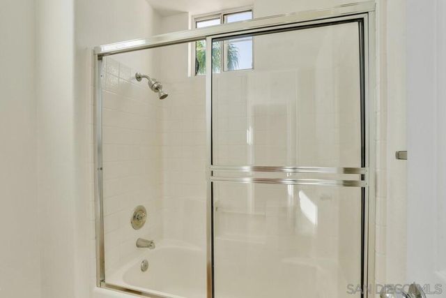 1674 W 11th Ave, Escondido, CA 92029