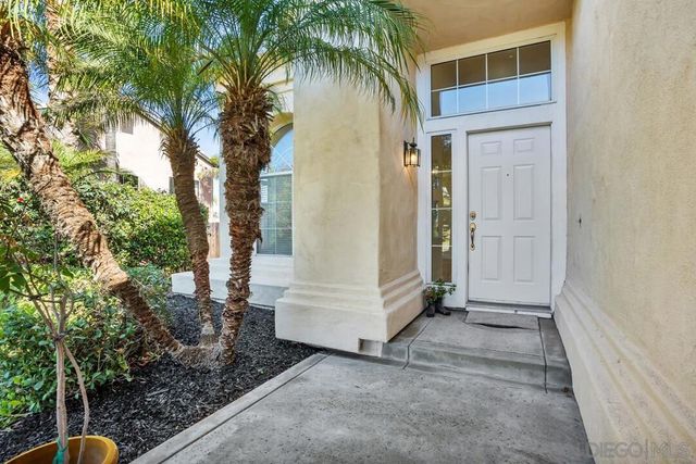 1674 W 11th Ave, Escondido, CA 92029