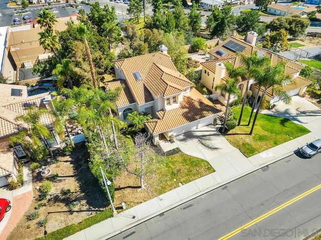 1674 W 11th Ave, Escondido, CA 92029