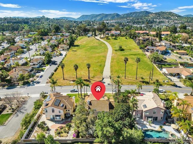 1674 W 11th Ave, Escondido, CA 92029