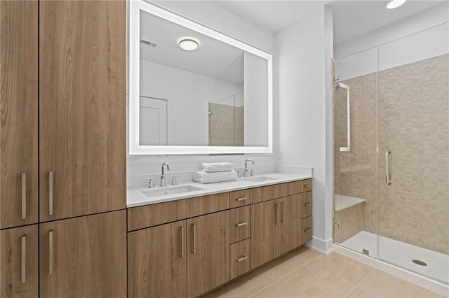 775 Juniper Street NE 323, Atlanta, GA 30308