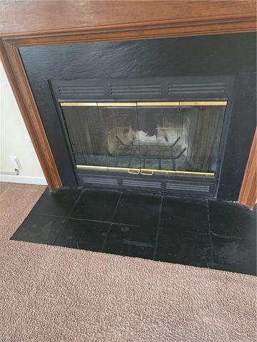 701 New River Ct Apt A, Chesapeake, VA 23320