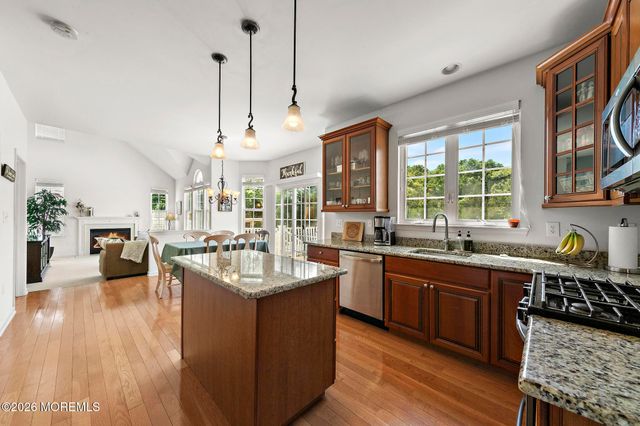 40 Overlook Drive, Little Egg Harbor, NJ 08087