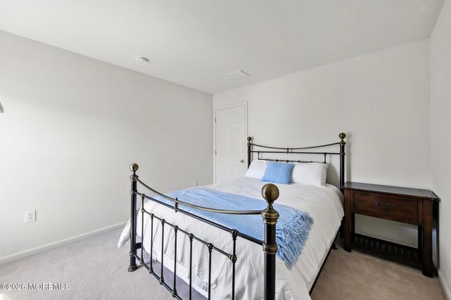 40 Overlook Drive, Little Egg Harbor, NJ 08087