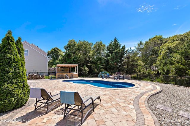 40 Overlook Drive, Little Egg Harbor, NJ 08087