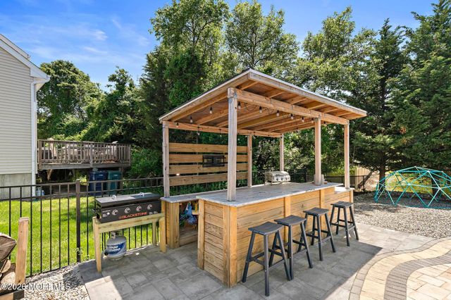 40 Overlook Drive, Little Egg Harbor, NJ 08087