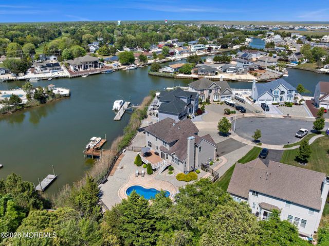 40 Overlook Drive, Little Egg Harbor, NJ 08087
