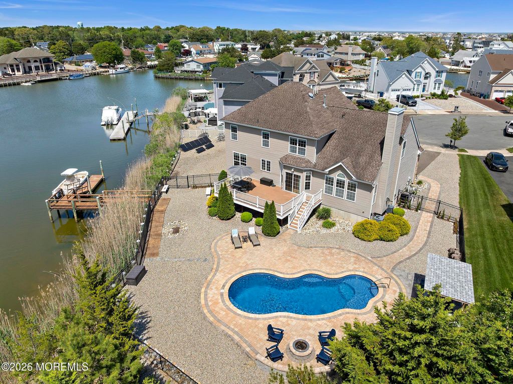 40 Overlook Drive, Little Egg Harbor, NJ 08087