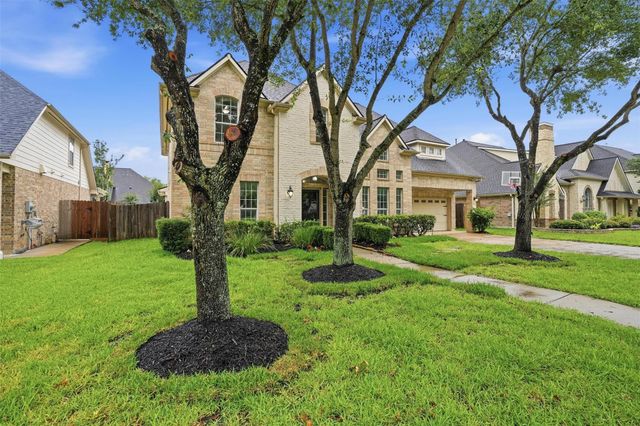 2802 Kestrel Trace Lane, Katy, TX 77494