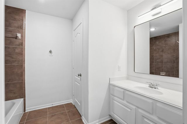 2802 Kestrel Trace Lane, Katy, TX 77494