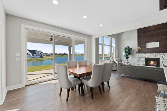 12333 Blue Jay Trail, Fort Wayne, IN 46814