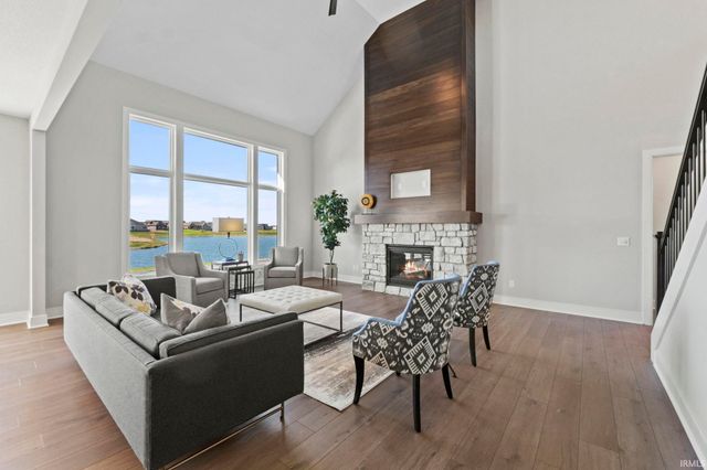 12333 Blue Jay Trail, Fort Wayne, IN 46814